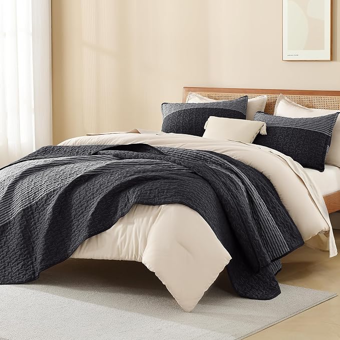 Litanika Oversized King Quilt Set Black and White, 128x120 Stripe Bedspread - Image 4