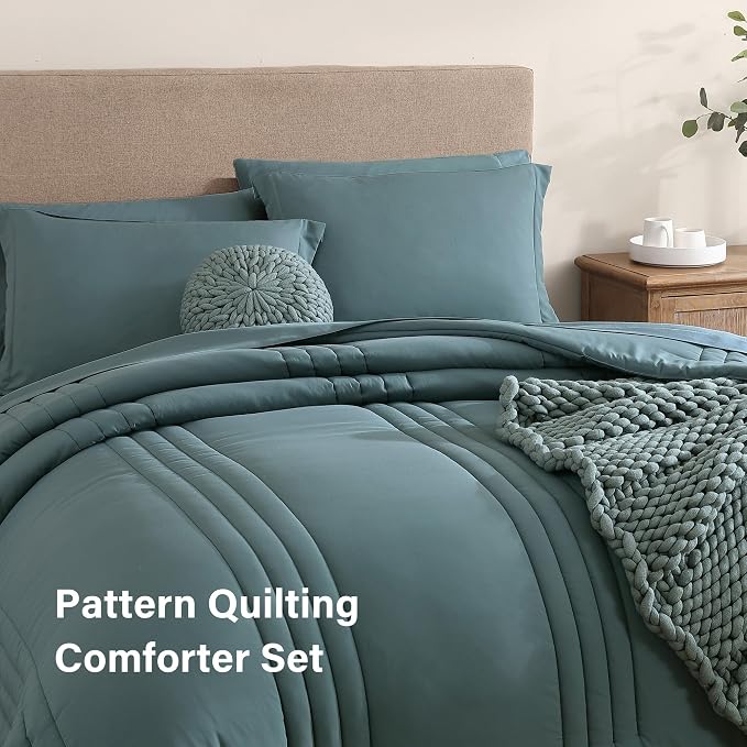Monbix Full Comforter Set - Image 3
