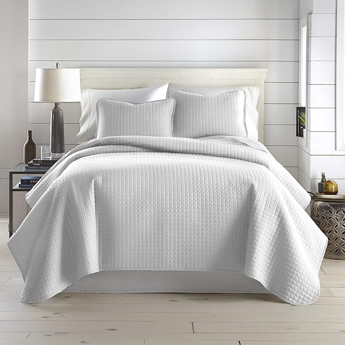 Southshore Fine Living, Inc. Queen Quilt Set, Full Size Bedspread by SouthshoreFineLivingInc