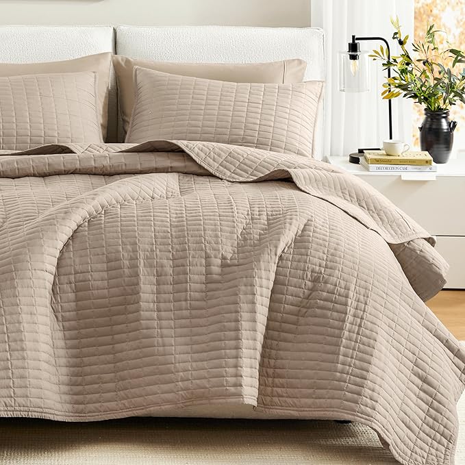 Comfort Spaces Kienna Quilt Set- Double Sided Stitching Design Summer Blanket by ComfortSpaces