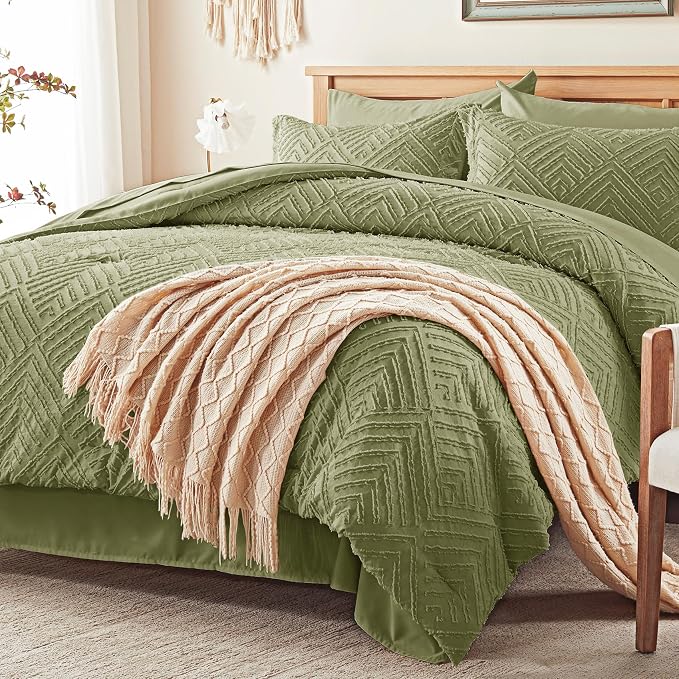 Zzlpp Full Comforter Set 7 Pieces, Army Green Tufted Bed in a Bag, All Season - Image 2