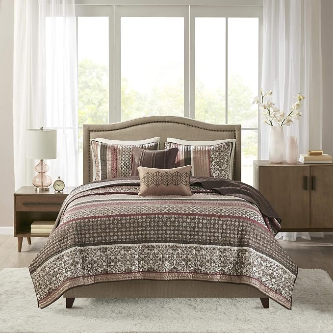 Madison Park Quilt Set Luxurious Jacquard Stripes Design - Image 3