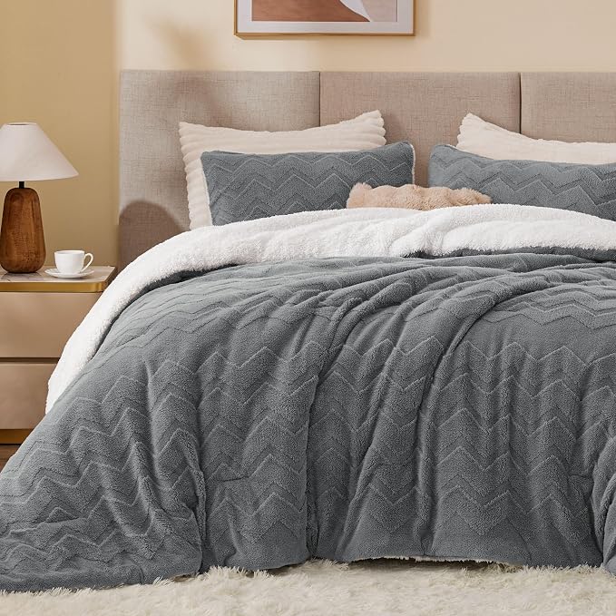 BEDELITE Fluffy King Size Comforter Set - Image 2