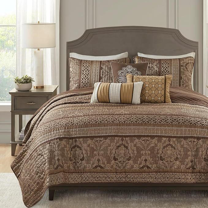 Madison Park Quilt Traditional Damask Design All Season, Lightweight Coverlet by MADISONPARK