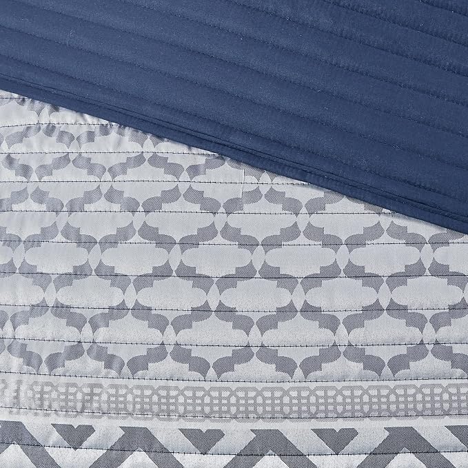 Madison Park Quilt Set Luxurious Jacquard Stripes Design - Image 9