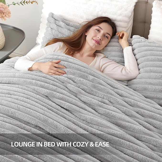 Smoofy Fluffy King Size Comforter Set 3 Pieces - Image 6