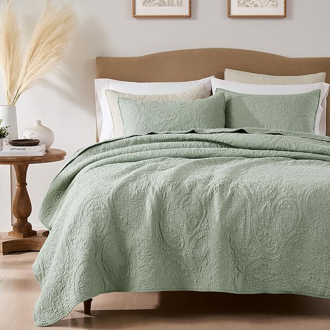 PALASSIO Sage Green Paisley 100% Cotton Quilt King Size Bedding Sets by PALASSIO