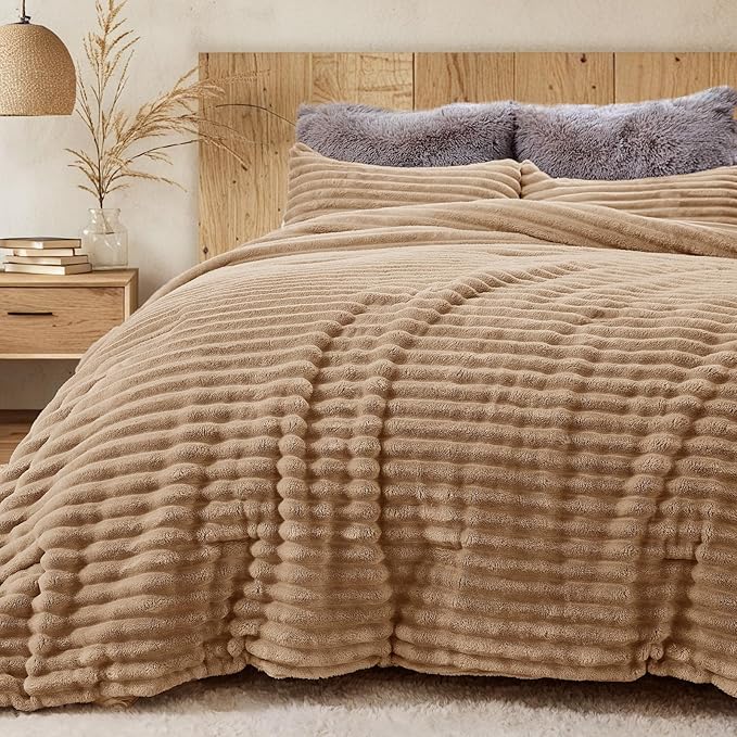 Sasttie Full Comforter Set 3 Pieces by SASTTIE