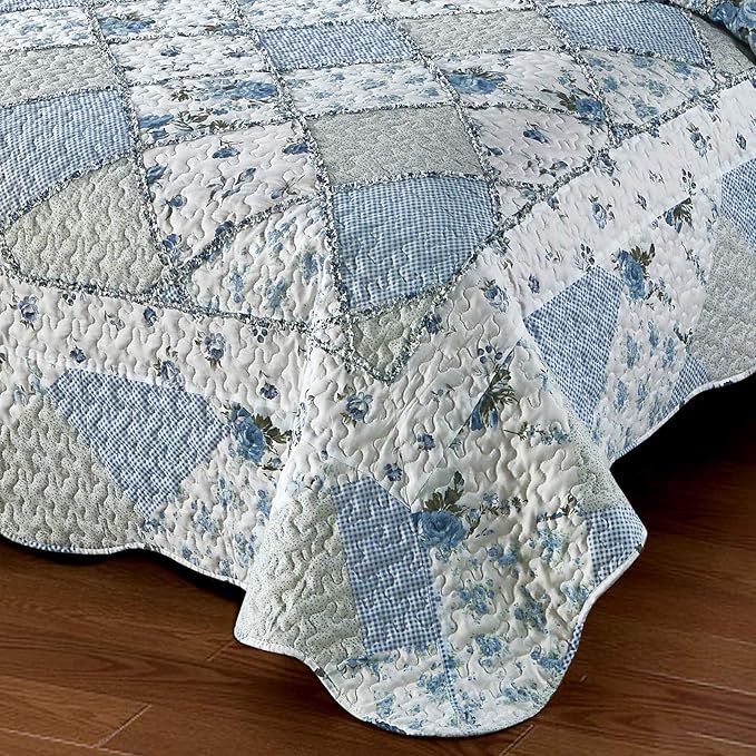 VIVILINEN Blue Floral Patchwork Quilt Set, Full Queen Size, 3 Piece Bedding Set - Image 5