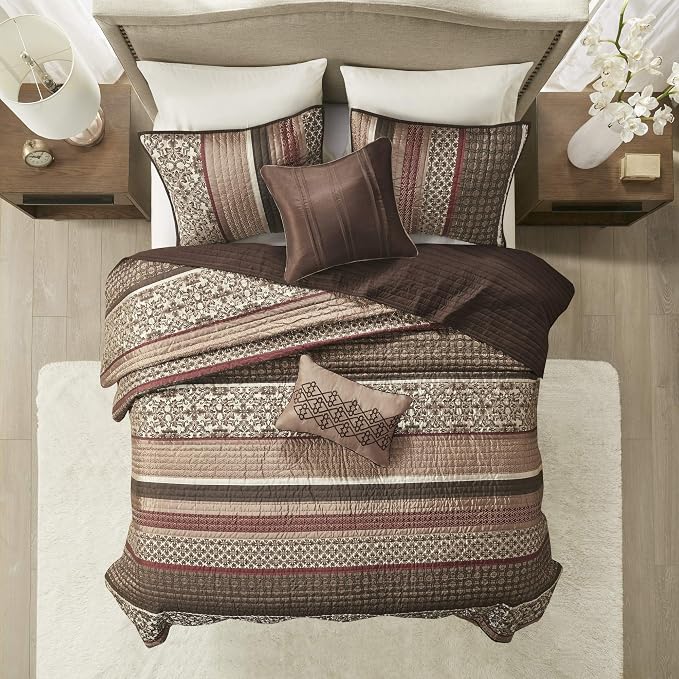 Madison Park Quilt Set Luxurious Jacquard Stripes Design - Image 4