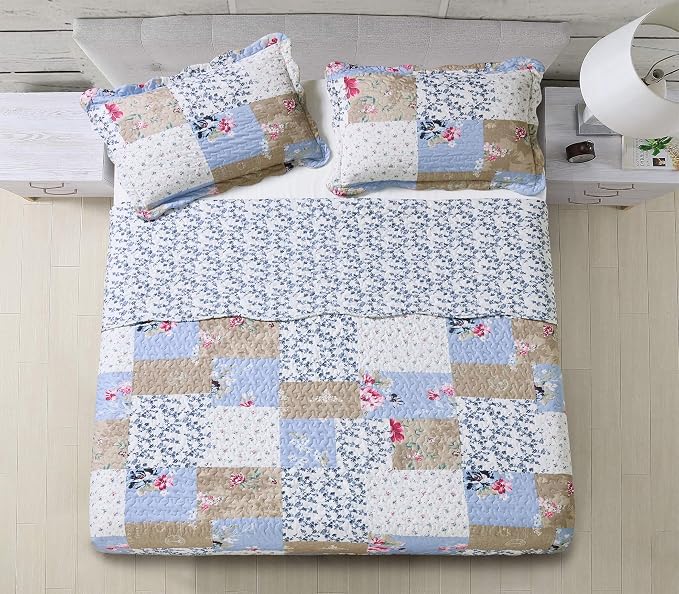 Brilliant Sunshine Pink and Blue Roses Toile Quilt Set, 3-Piece Bedding Sets - Image 6