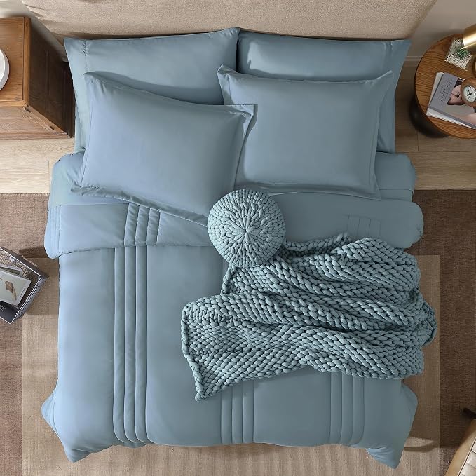 Monbix Queen Comforter Set - Image 5
