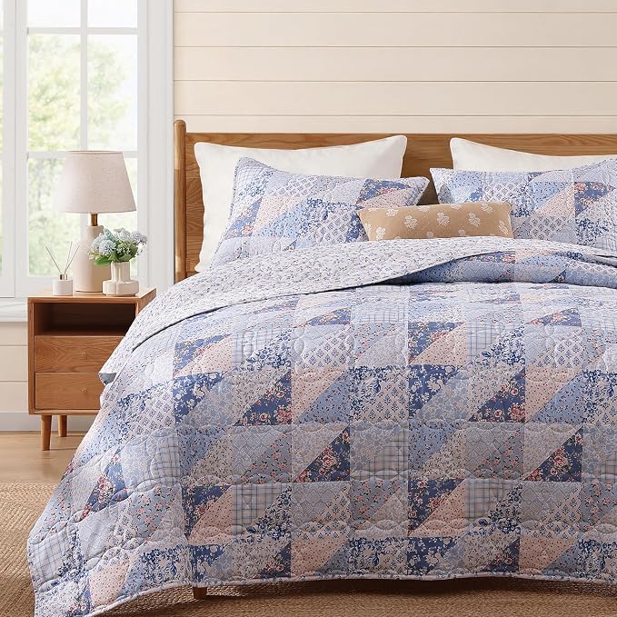 BLOOMHAVEN Quilt Set Queen Size, Patchwork Blue Pink Marigold Floral Quilt Sets by BLOOMHAVEN