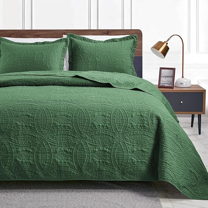Love's cabin Oversized King Size Quilt Bedding Set Olive Green Bedspreads by Lovescabin