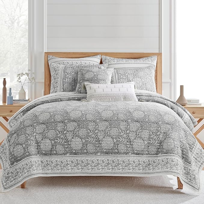 Levtex Home Adare Grey Reversible Full/Queen Quilt Set by LevtexHome