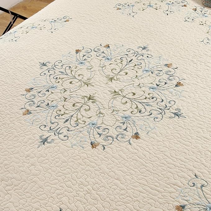 Quilt Set Floral Leaves 3D Embroidery Pattern 3 PCS Cotton Reversible Quilted - Image 4
