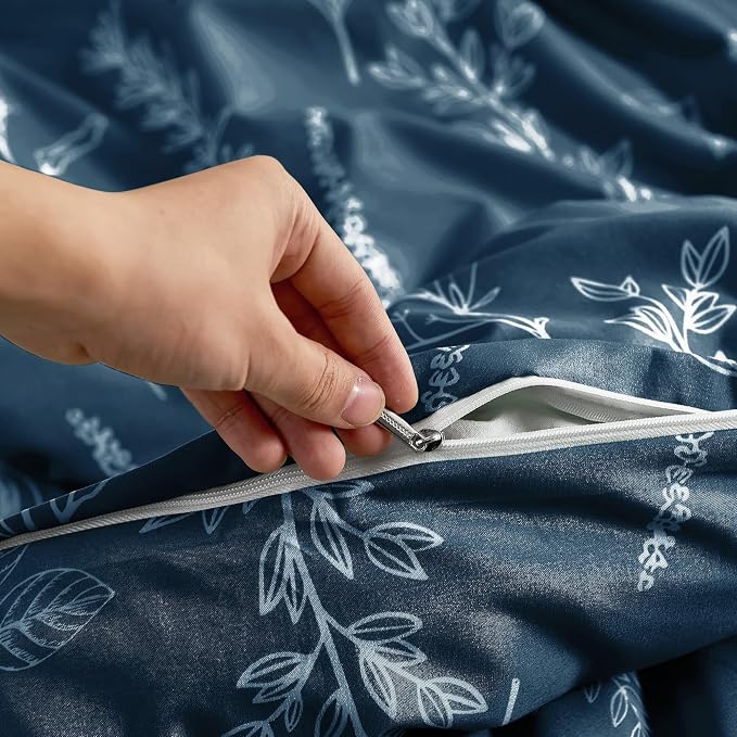 MUXHOMO Duvet Cover King Size, Reversible Floral Navy Duvet Cover Set - Image 3