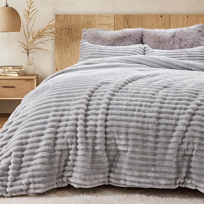 Sasttie Full Comforter Set 3 Pieces by SASTTIE