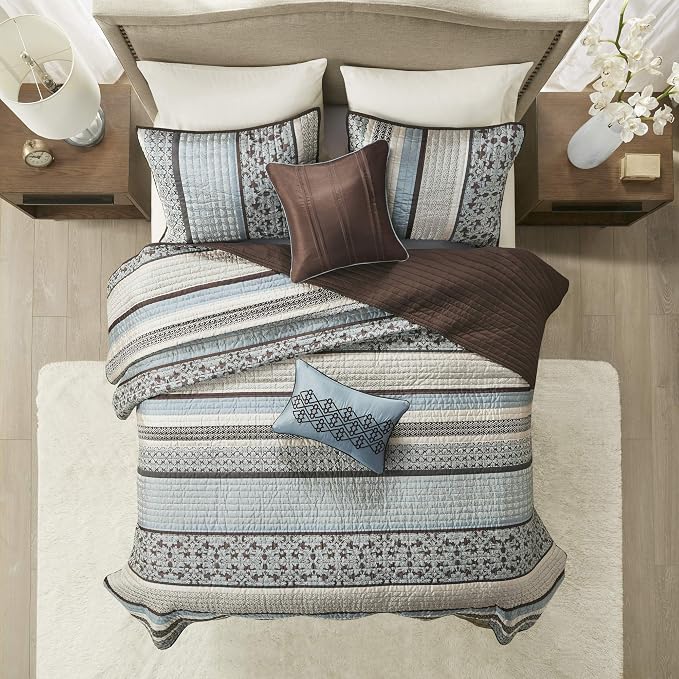 Madison Park Quilt Set Luxurious Jacquard Stripes Design - Image 4