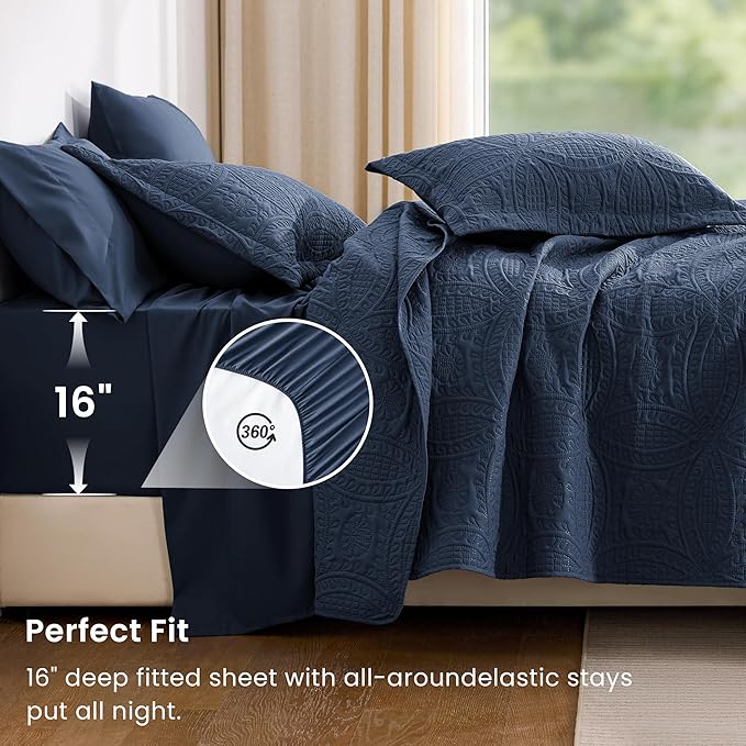 Love's cabin Queen Quilt Set Navy, Bed in a Bag Queen Size Bedding 7 Pieces - Image 3