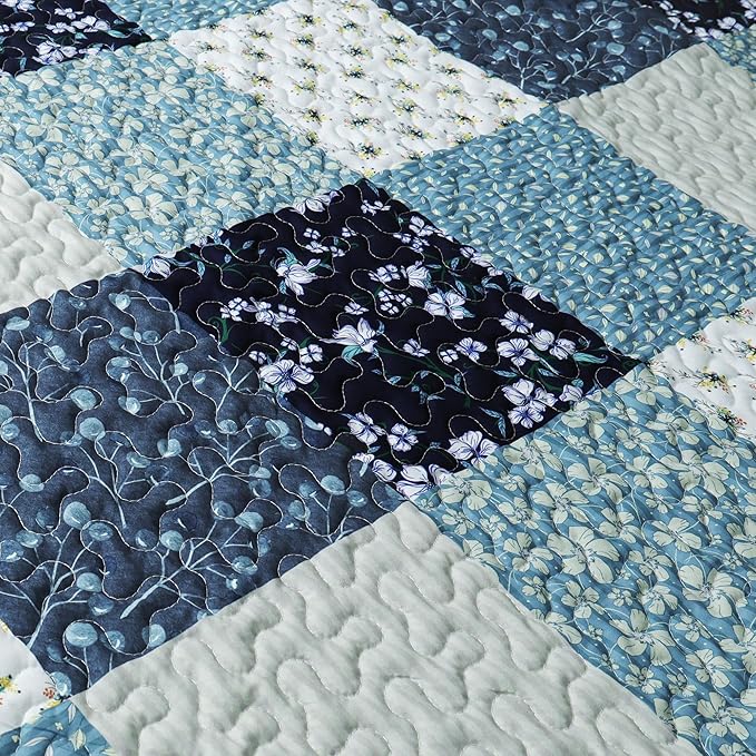 Exclusivo Mezcla 50"x 60" Quilted Throw Blanket- Microfiber Quilt Throw - Image 5