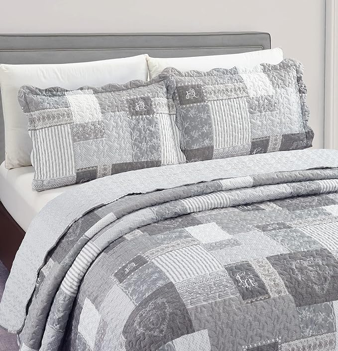Brilliant Sunshine Grey Heart Love, Floral and Lace Patchwork, 3-Piece Quilt Set - Image 3