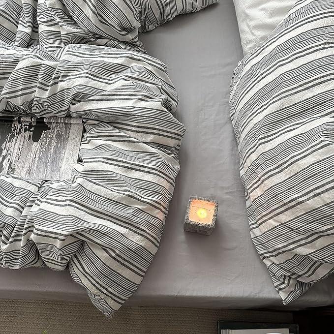 mixinni Vintage Gray & White Striped Duvet Cover Set - Image 9