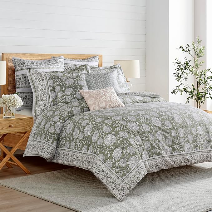 Levtex Home Adare Sage Reversible Queen Duvet Cover Set by LevtexHome