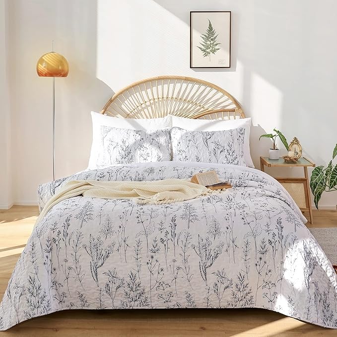 JANZAA Quilts Queen Size White Floral Bed Spread - Image 7