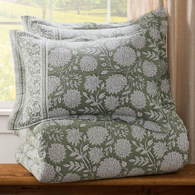 Levtex Home Adare Sage Reversible King Duvet Cover Set - Image 4