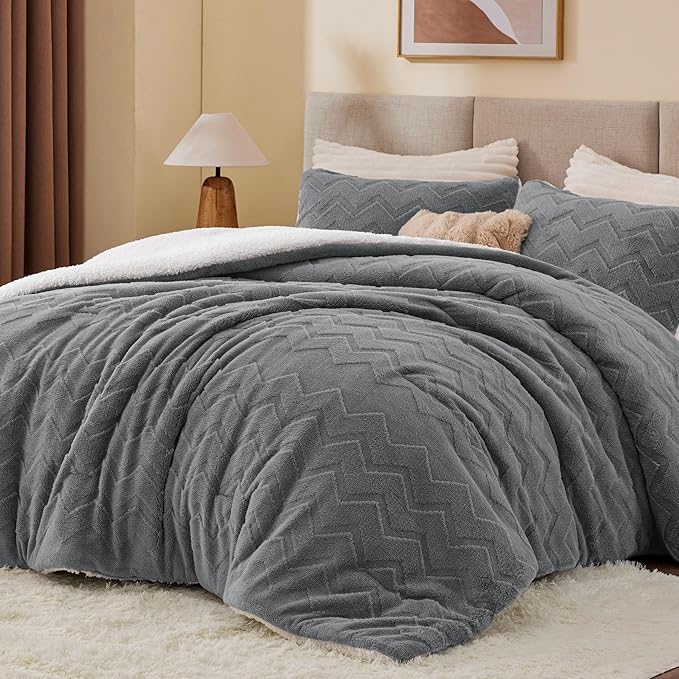 BEDELITE Fluffy King Size Comforter Set - Image 3