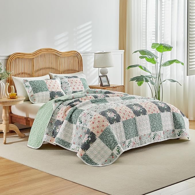 Joyreap 3 Pieces Floral Patchwork Quilt Set Queen, Soft n Cozy Microfiber Quilt - Image 2