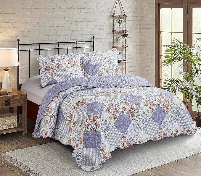 Brilliant Sunshine Rose Violet Patchwork, 3-Piece Quilt Set by BrilliantSunshine